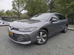 Volkswagen Passat Variant - 1.5 150PK eTSI Business | Stoelverw. | Camera | Navi | PDC | Half Leder | ACC | LED