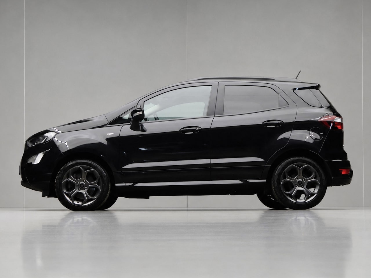 Ford EcoSport - 1.0 EcoBoost ST-Line (APPLE CARPLAY,NAVI,LED,CRUISE,SPORTSTOELEN,GETINT,LM VELGEN,NETTESTA - AutoWereld.nl