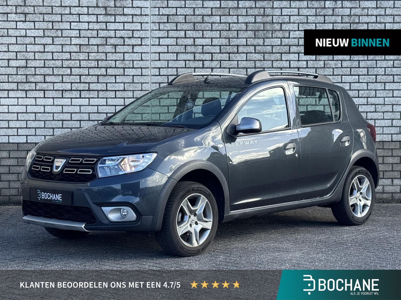 Dacia Sandero Stepway - 0.9 TCe SL | Afneembare trekhaak | Cruise Control | Navigatie | Achteruitrijcamera | - AutoWereld.nl