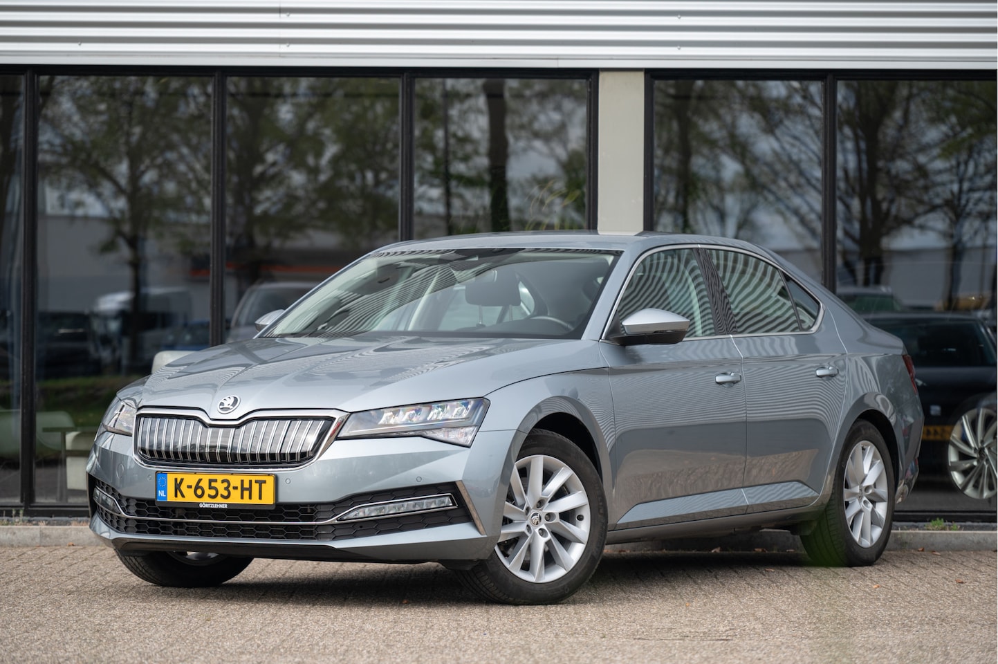Skoda Superb - 1.4 TSI iV Business Edition Plus | Adapt. Cruise | Apple CarPlay | Navi | Stoelverw. | Afn - AutoWereld.nl