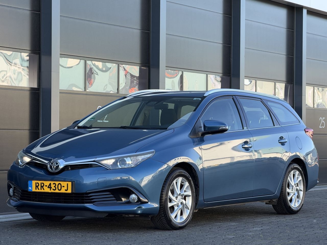 Toyota Auris Touring Sports - 1.6d Navi Camera Clima EURO-6 - AutoWereld.nl