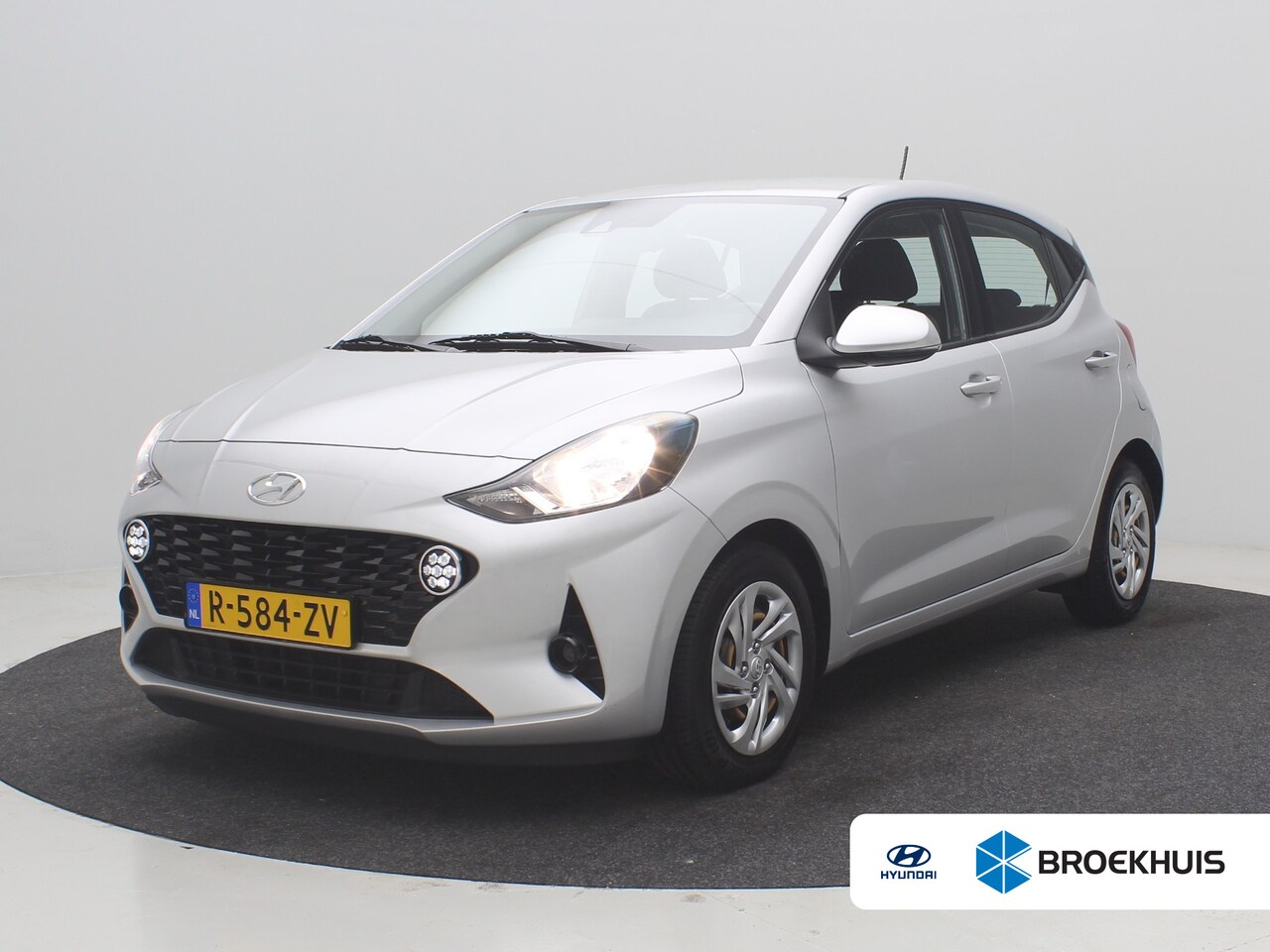 Hyundai i10 - 1.0 Comfort | Airco | Apple Carplay/Android Auto|telefoonintegratie premium | Armsteun voo - AutoWereld.nl