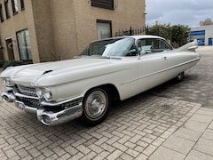 Cadillac De Ville - COUPE