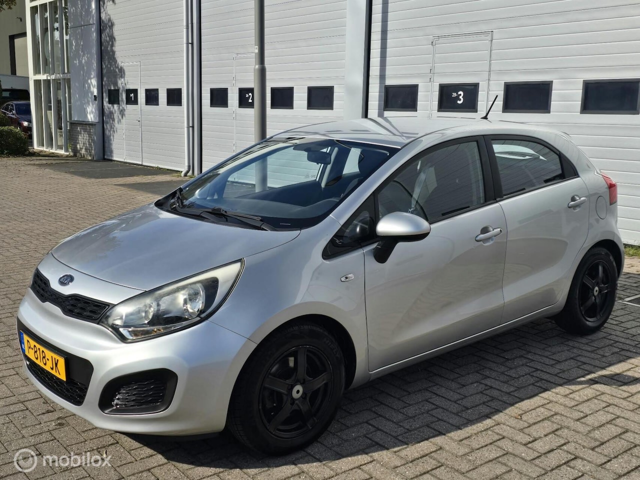 Kia Rio - 1.4 CVVT Comfort Pack 1.4 CVVT Comfort Pack - AutoWereld.nl