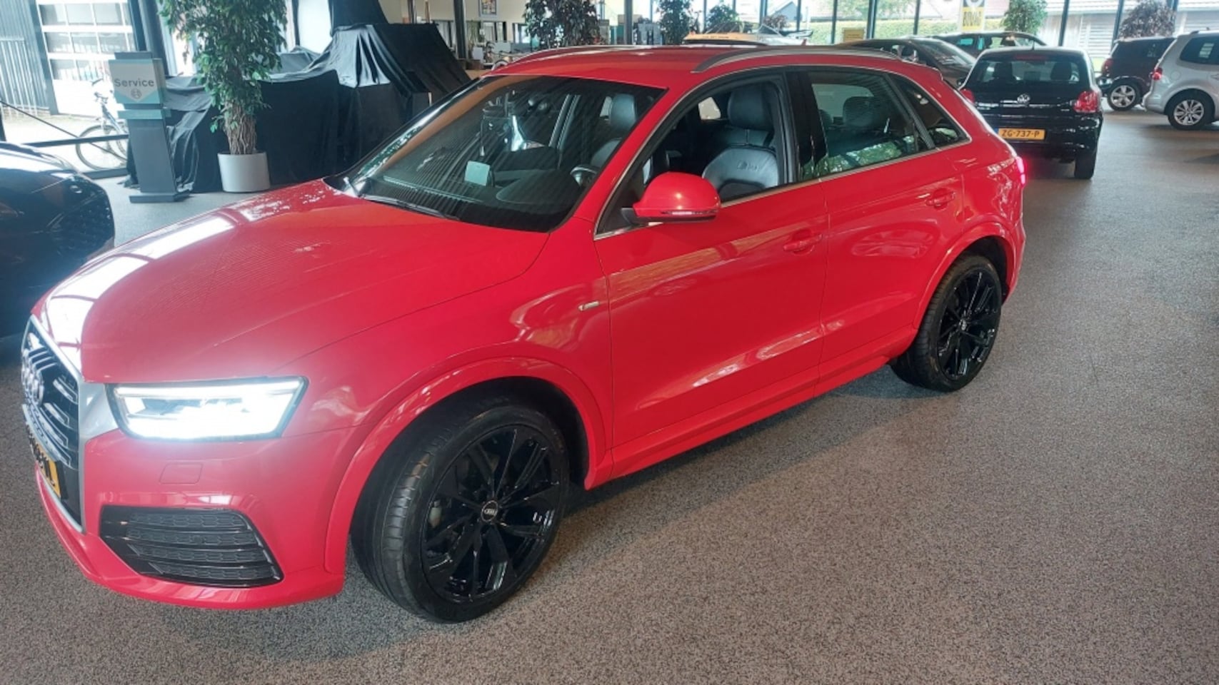 Audi Q3 - 2.0 TFSI 220PK Quattro S tronic Sport - AutoWereld.nl