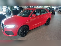 Audi Q3 - 2.0 TFSI 220PK Quattro S tronic Sport