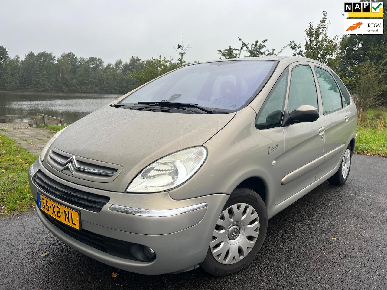 Citroën Xsara Picasso - 1.6i-16V Caractère | Clima | Trekhaak | APK juli 2027 - AutoWereld.nl
