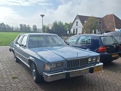Mercury Grand Marquis - 5.8 V8