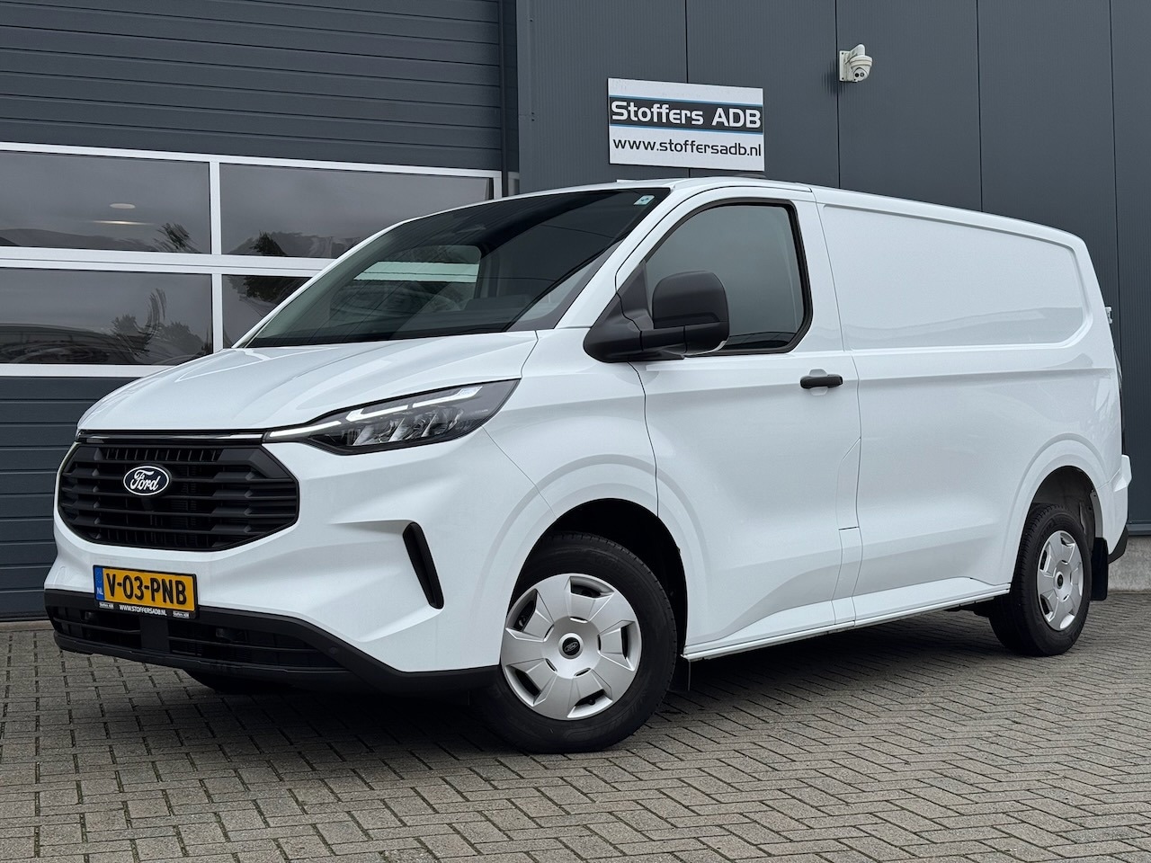 Ford Transit Custom - 300 2.0 TDCI L1H1 Trend 136pk | CarPlay | Stuur + stoelverwarming | Camera | Cruise | Laad - AutoWereld.nl
