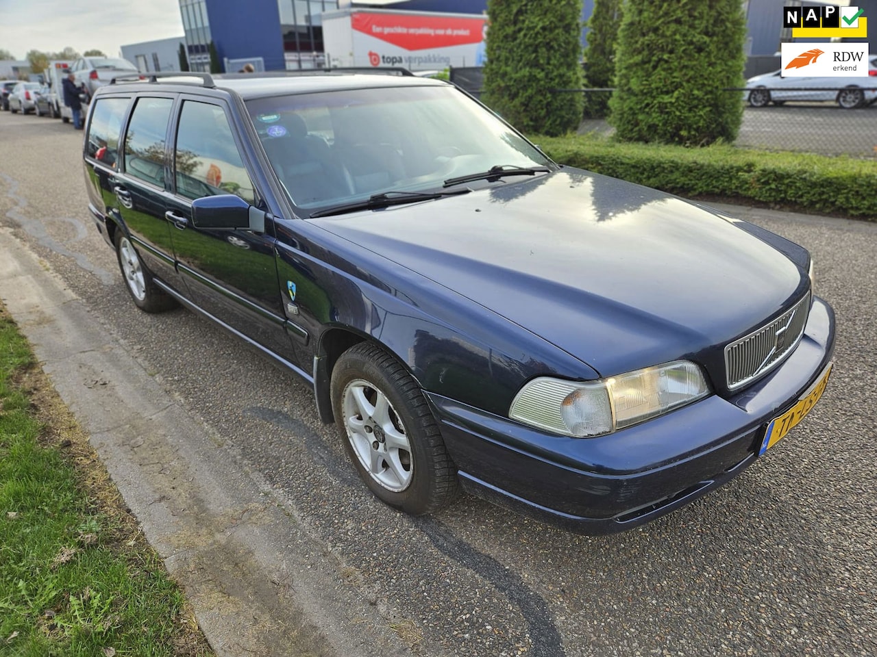 Volvo V70 - 2.5 Sports-Line/LPG-G3/Airco/LM Velgen/Inruiler - AutoWereld.nl