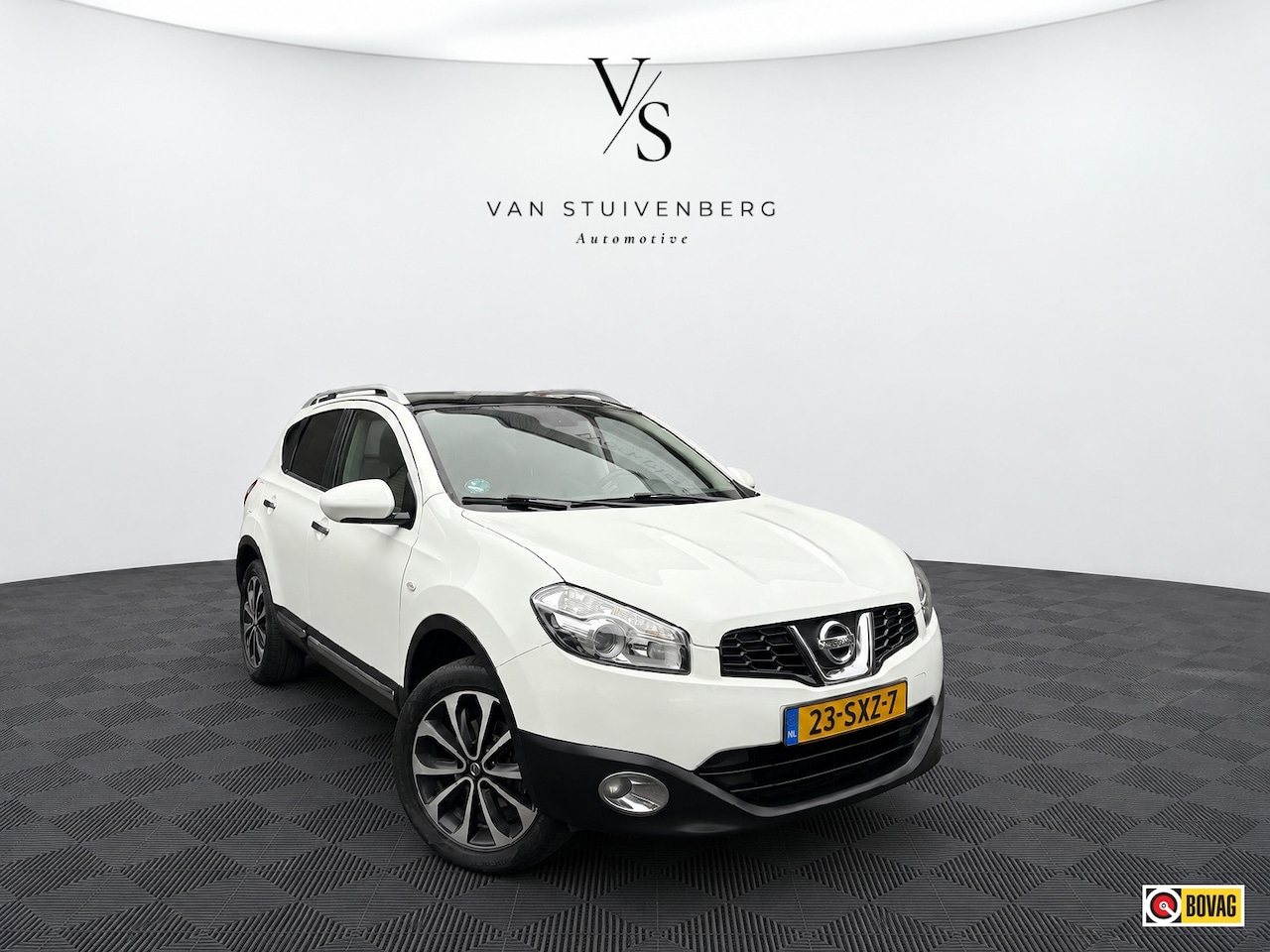 Nissan Qashqai - 1.6 Connect Edition PANORMADAK LICHTMETAAL NAVI CRUISE - AutoWereld.nl