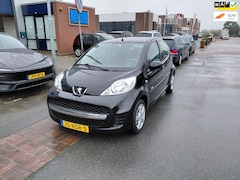 Peugeot 107 - 1.0-12V Millesim 200 Airco 1e eigenaar 81938 km