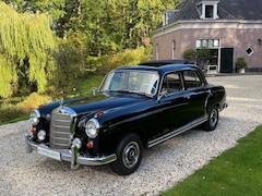 Mercedes-Benz 220 - 220 S Ponton 6 cilinder SCHUIFDAK Originele conditie #TIJDLOOS