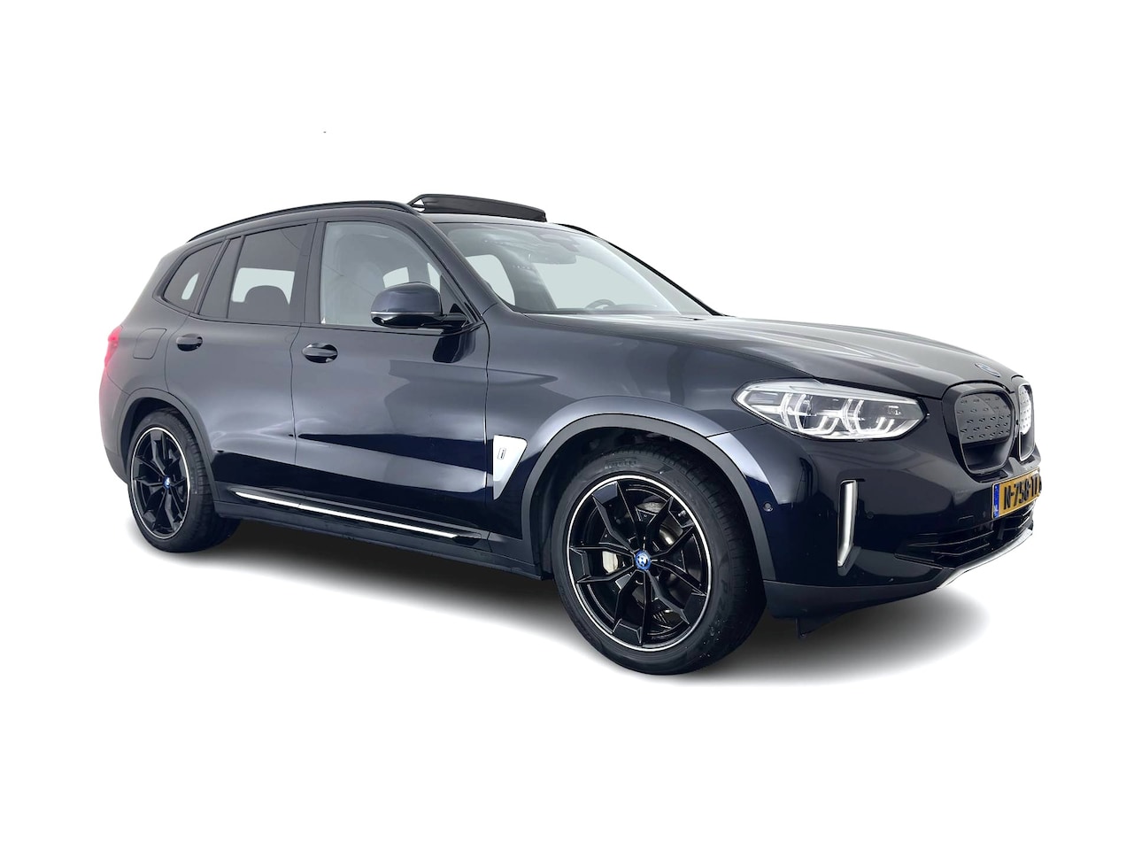 BMW iX3 - High Executive 80 kWh [3-Fase-11kW] {SoH-99%} (INCL-BTW) Aut. *PANO | LEATHER | HARMAN/KAR - AutoWereld.nl