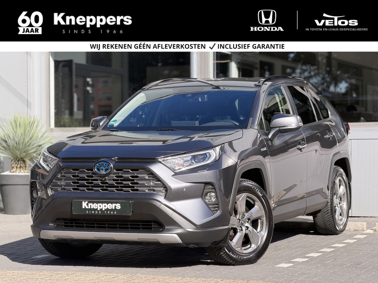 Toyota RAV4 - 2.5 Hybrid AWD Executive | GEEN AFLEVERKOSTEN | Trekhaak afneembaar, All season banden, J - AutoWereld.nl