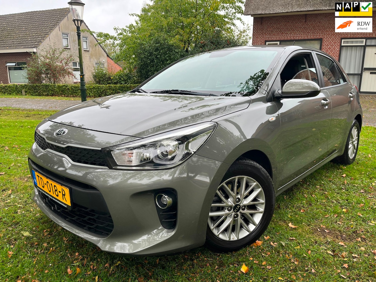 Kia Rio - 1.0 TGDI Design Edition ORG NL / APK 14-9-2027 - AutoWereld.nl