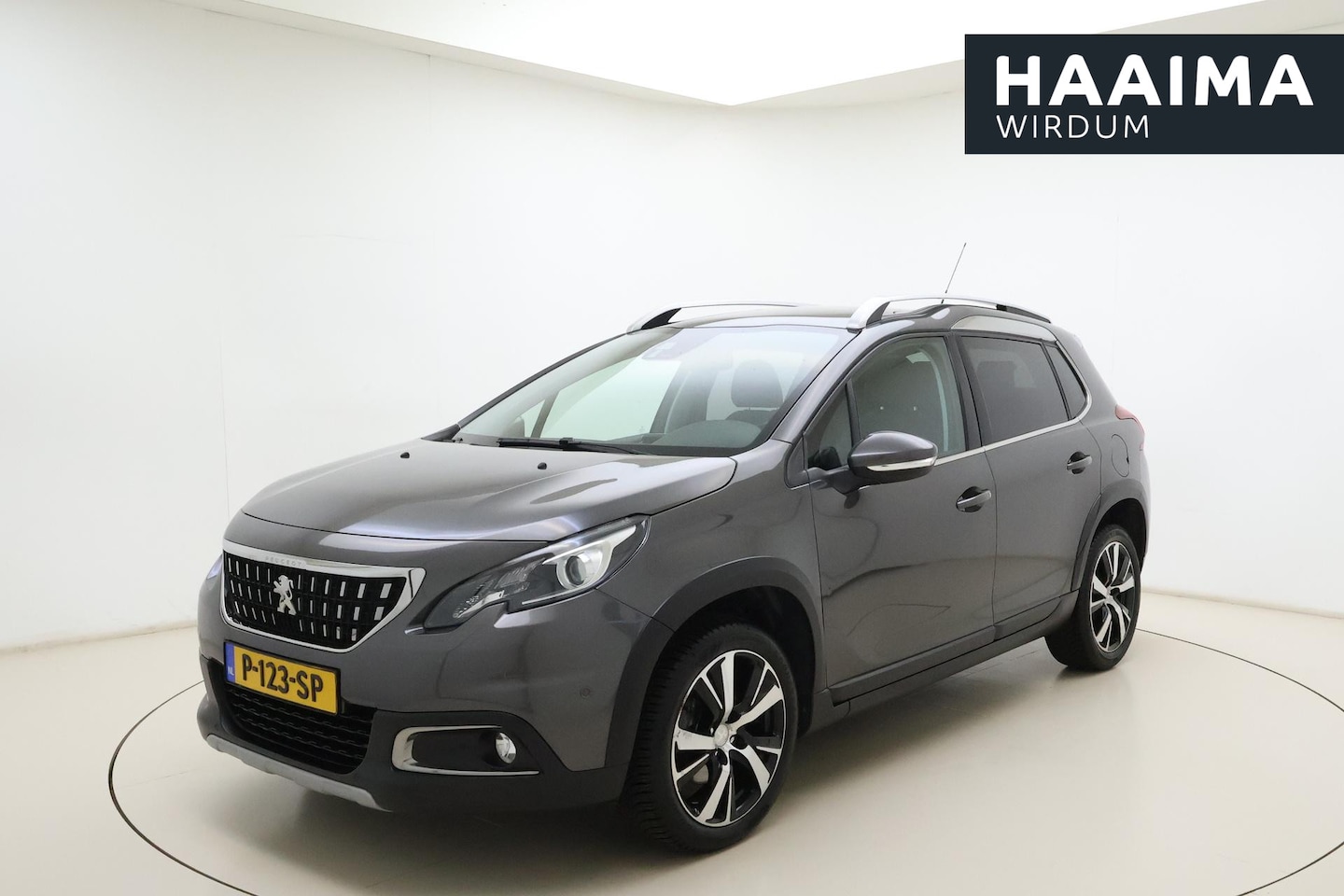 Peugeot 2008 - 1.2T 130pk GT-line | Dealeronderhouden | Lederen bekleding | Panoramadak | DAB+ | Achterui - AutoWereld.nl