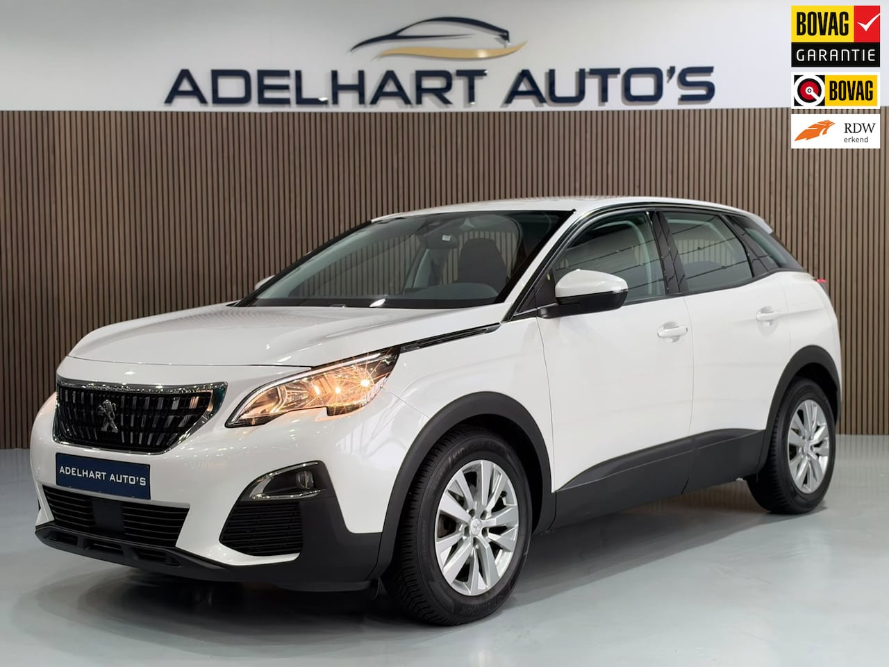 Peugeot 3008 - 1.2 PureTech Allure / Navigatie full map / Cruise control / Climate control / etc.. - AutoWereld.nl