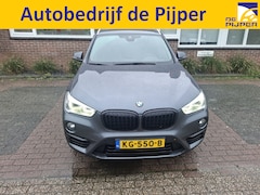 BMW X1 - sDrive20i 192 pk Centennial High Executive | NL-Auto | Leder | Stoelverwarming | Nav | Cru