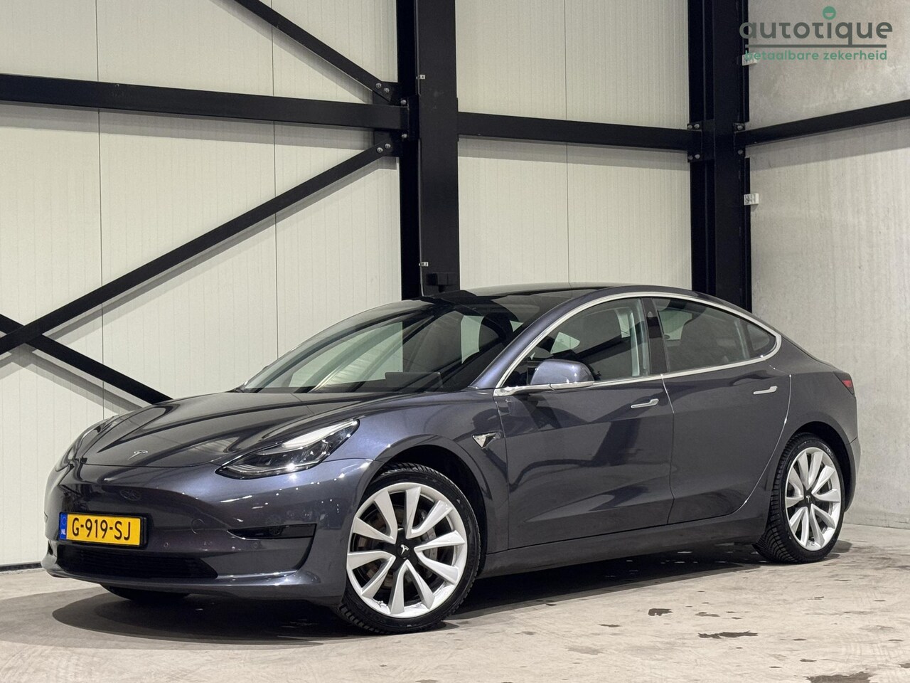 Tesla Model 3 - Standard RWD Plus 60 kWh | panorama | leder | - AutoWereld.nl