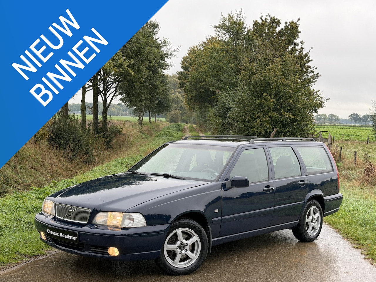 Volvo V70 - CLASSIC 2.5, SCHUIFDAK, BANKJE - AutoWereld.nl