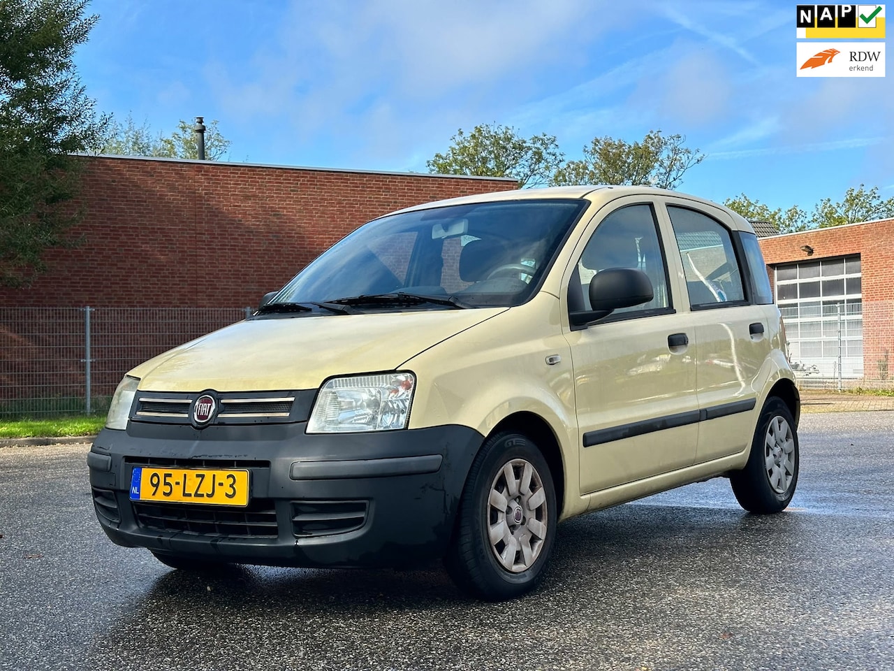 Fiat Panda - 1.2 Active 5DR*Nieuwe APK*NAP*Elektrische ramen*Stuurbekrachtiging* - AutoWereld.nl