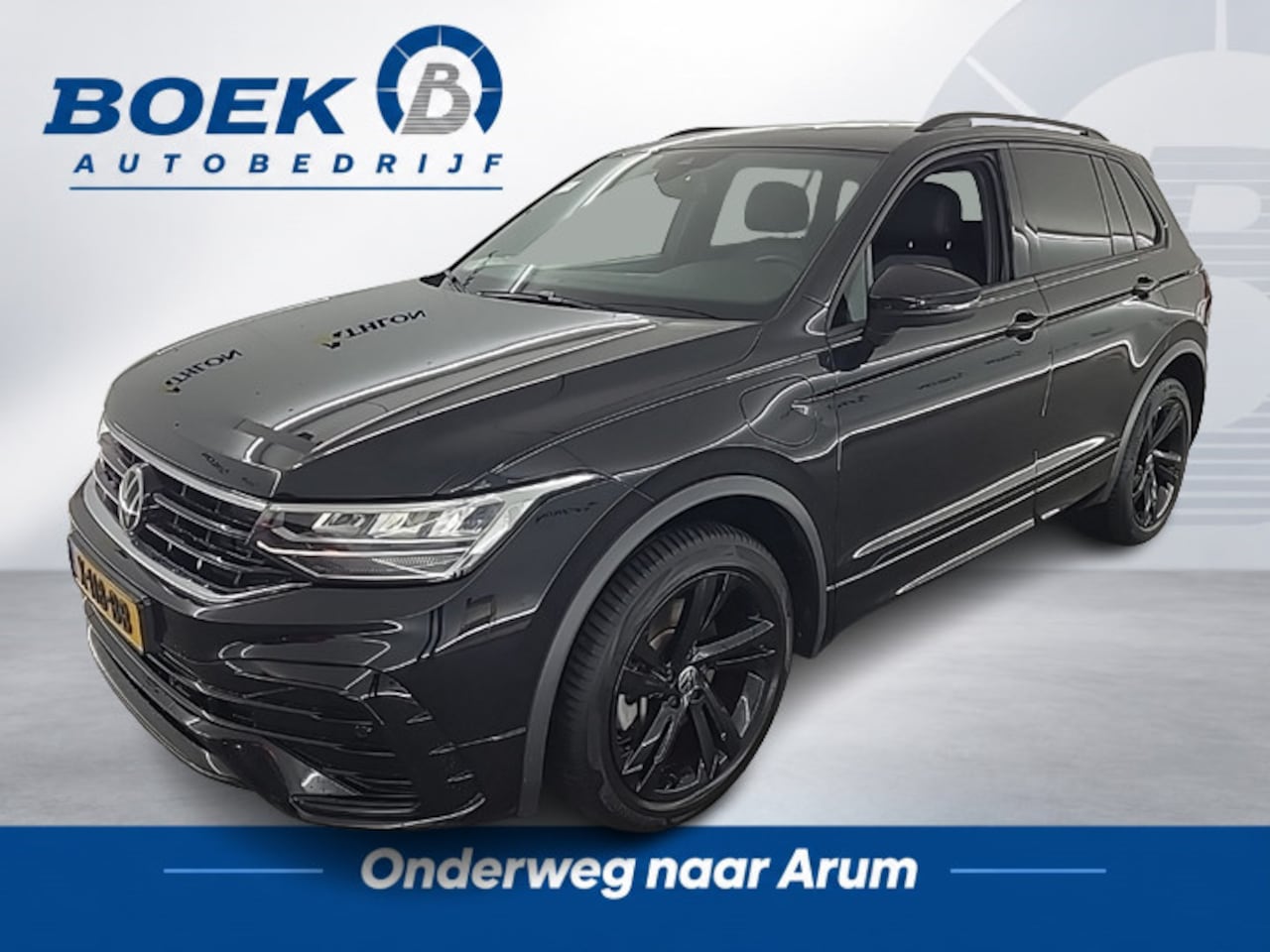 Volkswagen Tiguan - 1.4 TSI eHybrid R-Line BLACK STYLE | PANO | TREKH. | CAMERA - AutoWereld.nl