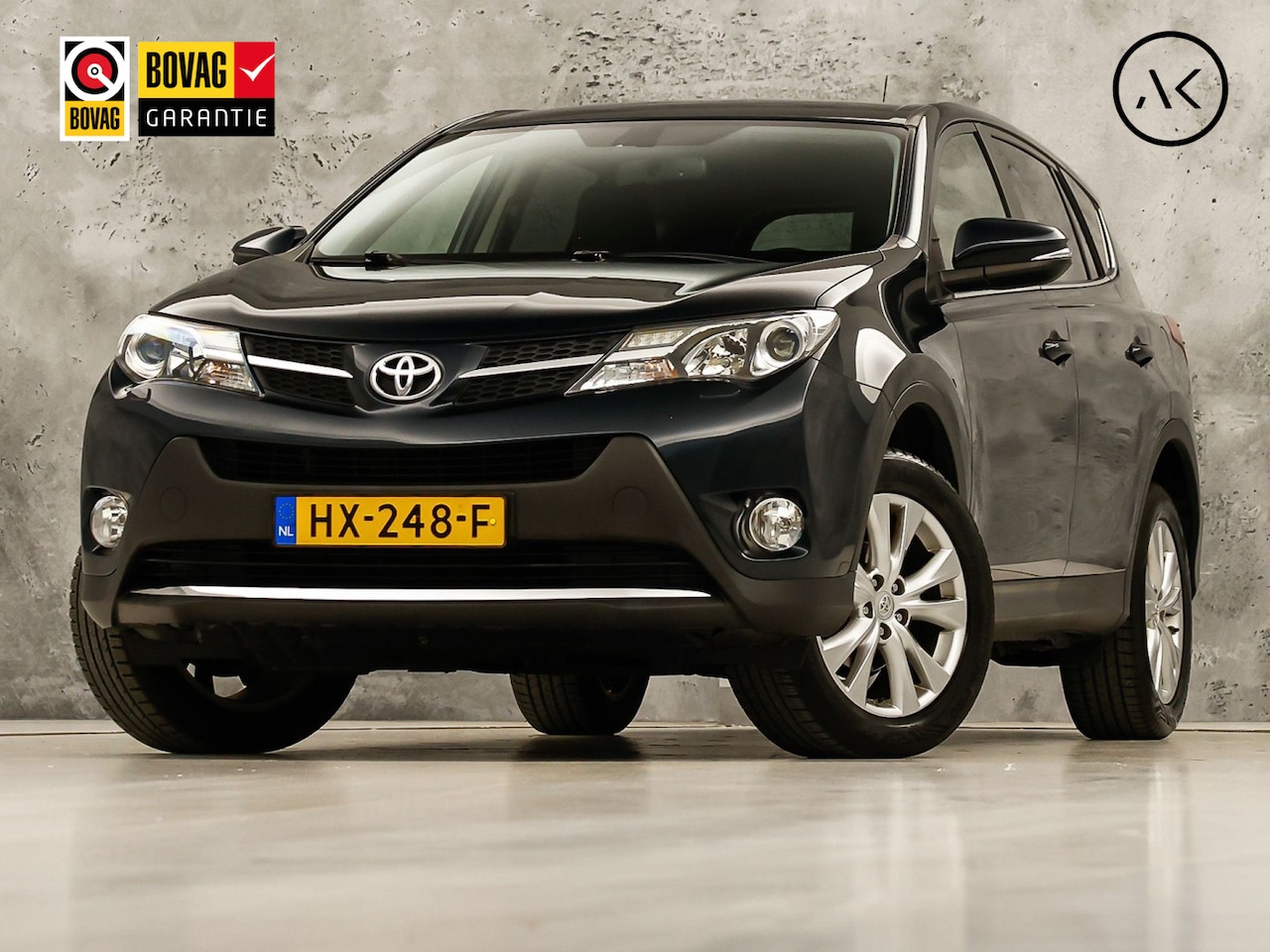 Toyota RAV4 - 2.0 Executive Business 4WD 152Pk Automaat (NAVIGATIE, CLIMATE, GETINT GLAS, CAMERA, LEDER, - AutoWereld.nl