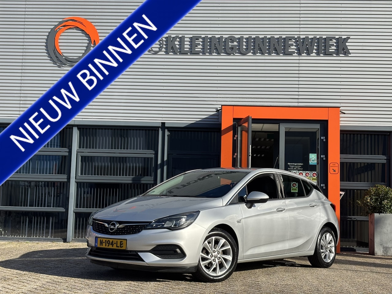 Opel Astra - 1.4 Elegance Automaat / Sensoren Achter / AndroidAuto/Applecarplay / Cruise Control / - AutoWereld.nl