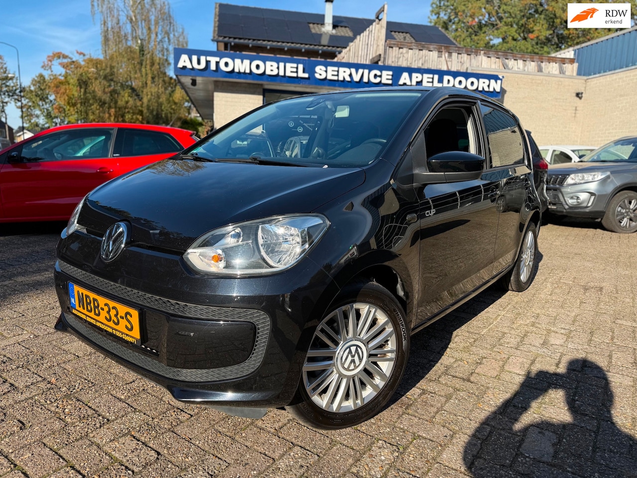 Volkswagen Up! - 1.0 Cup up! * PDC*5 DEURS*AIRCO*CRUISE*LM. VELGEN*ELEKTR. PAKKET*STUURBEKR. * - AutoWereld.nl