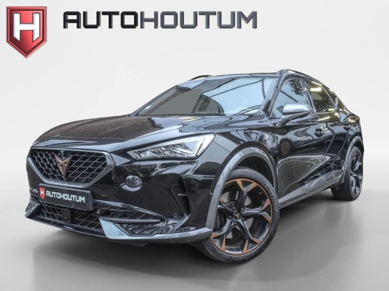 CUPRA Formentor - 1.4 eHybrid VZ Performance 245pk | Panoramadak | Trekhaak | DCC | Camera - AutoWereld.nl