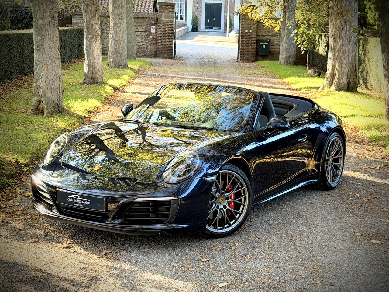 Porsche 911 Cabrio - 3.0 Carrera 4S / 1 EIG / ORG. NL / SP.CHRONO / 20" RS SPYDER - AutoWereld.nl