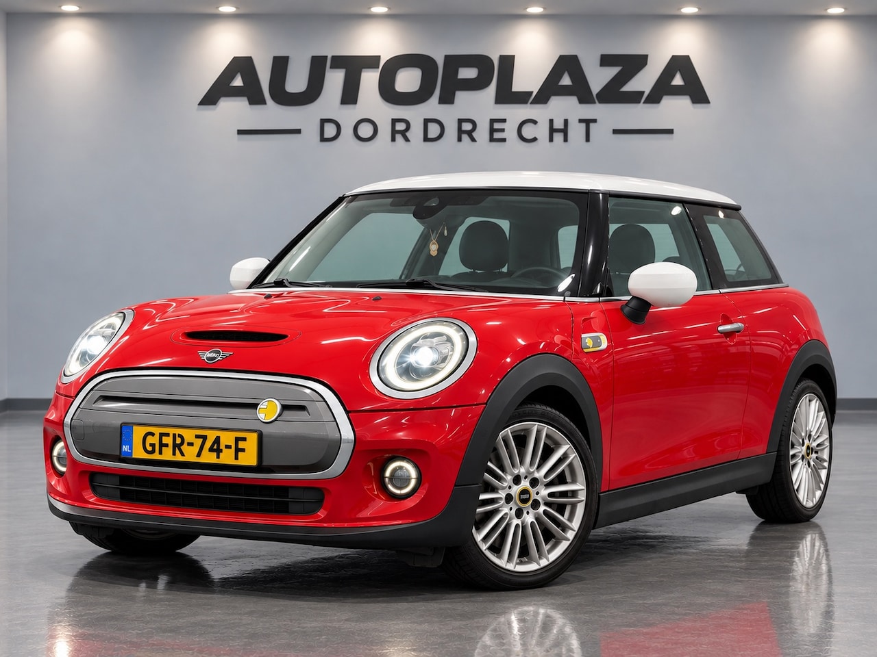 MINI Electric - Essential 33 kWh SOH 97%|Camera| - AutoWereld.nl
