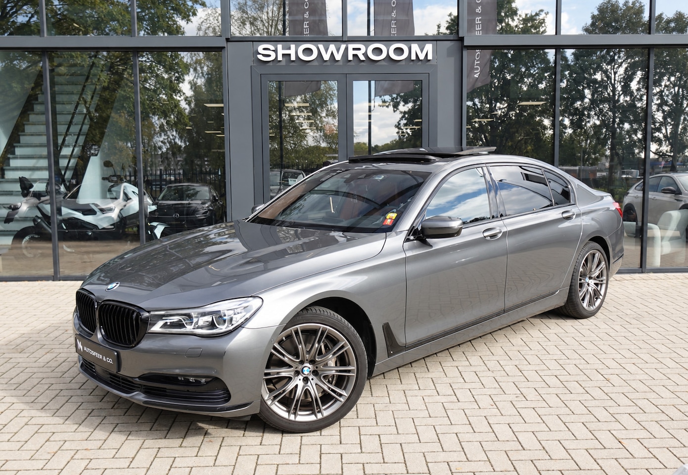 BMW 7-serie - 750Li xDrive PANO KEYLESS 360 CAM - AutoWereld.nl