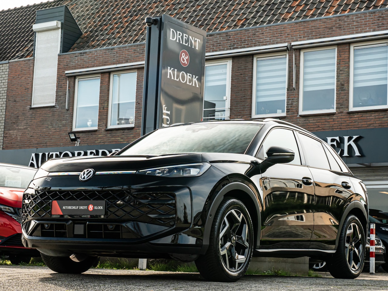 Volkswagen T-Roc - 1.5 R-Line Edition CAMERA FULL LED 18 INCH ACC DODEHOEKDETECTIE - AutoWereld.nl