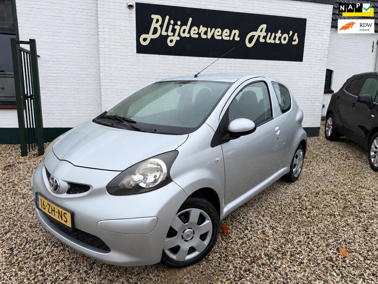 Toyota Aygo - 1.0-12V 36.000KM | 1e Eigenaar | Zeer Nette Auto - AutoWereld.nl