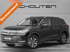Volkswagen Tiguan - 1.5 eHybrid 30 Year Ed Style IQ Pano Winterpack 360° Trekhaak ACC