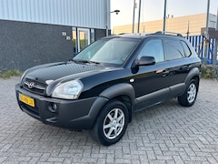 Hyundai Tucson - 2.0i Dynamic 2005 Zwart Schuifdak AircoE EXPORT