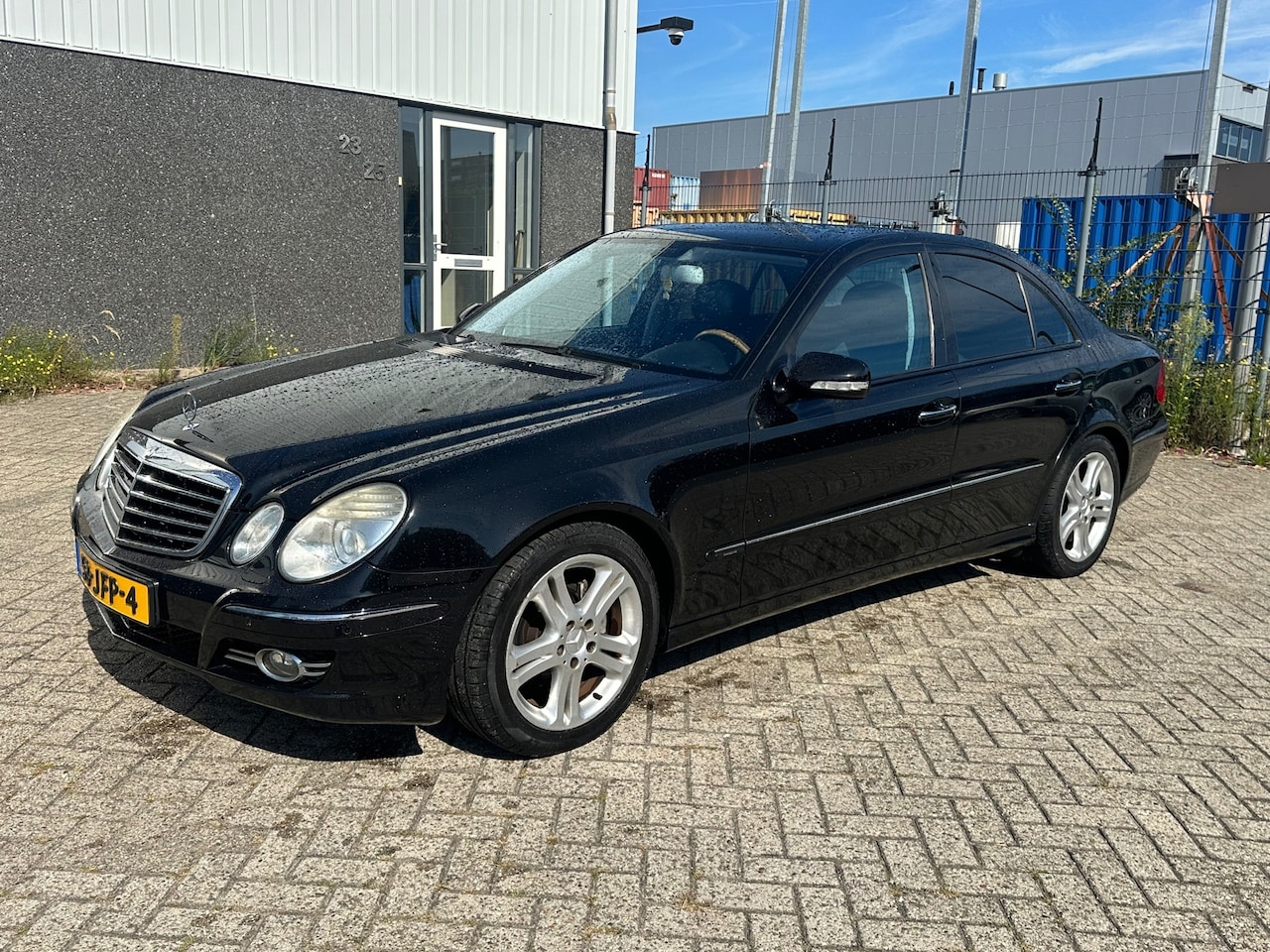 Mercedes-Benz E-klasse - 220 CDI Avantgarde 2008 ZWART SEDAN - AutoWereld.nl
