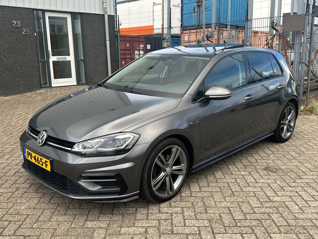 Volkswagen Golf - 1.6 TDI Highline Business R DSG PANO *LEES TEXT* - AutoWereld.nl