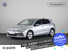 Volkswagen Golf - 1.5 eHybrid Style Edition 204 pk Automaat (DSG) | Navigatie via App | Parkeersensoren (Par