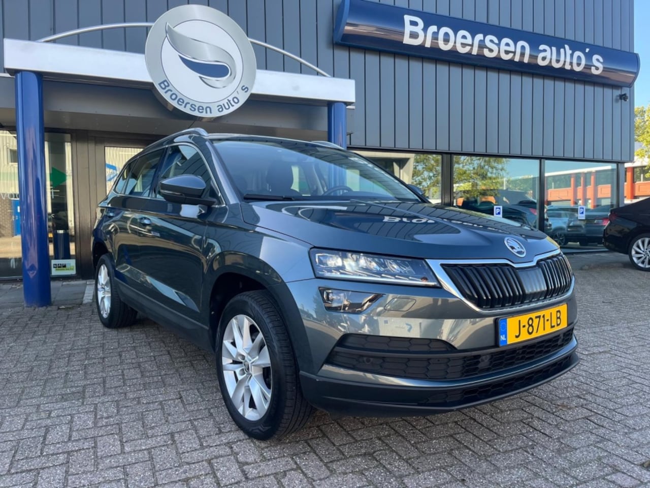 Skoda Karoq - 1.5 TSI Style | Automaat | 1e eigenaar | Navigatie | Cruise Control Adaptief | Trekhaak | - AutoWereld.nl