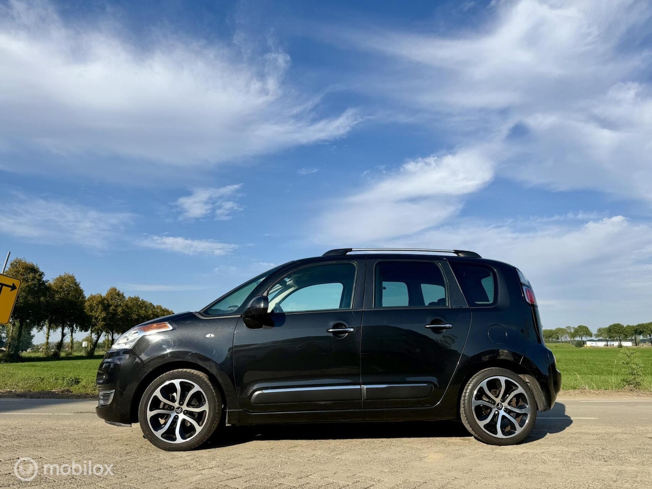 Citroën C3 Picasso - 1.6 VTi Exclusive 1.6 VTi Exclusive, BJ 2010, APK Okt 2027 - AutoWereld.nl