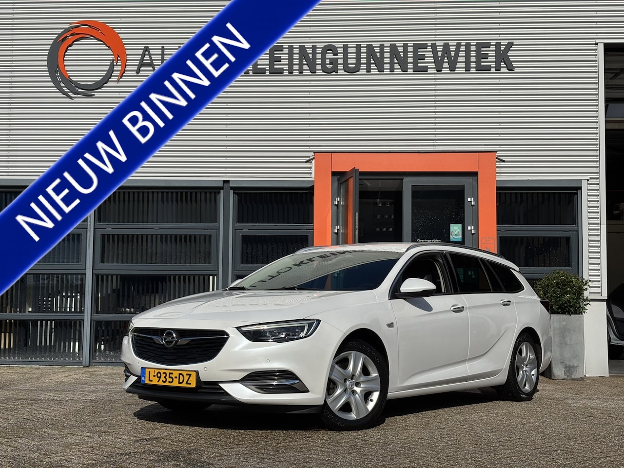 Opel Insignia Sports Tourer - 1.5 Turbo Innovation / Applecarplay/ AndroidAuto / Stoelverwarming / Navi / - AutoWereld.nl
