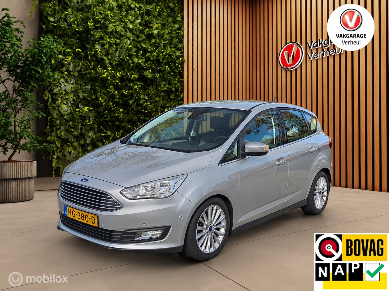 Ford C-Max - 1.0 Titanium |125Pk |Trekhaak |Navi |Boekjes |Nap - AutoWereld.nl