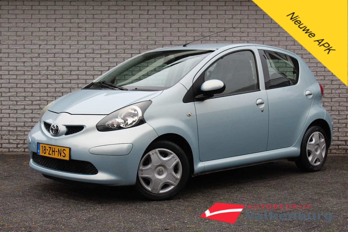 Toyota Aygo - 1.0 12V Plus | 5-drs | Airco - AutoWereld.nl