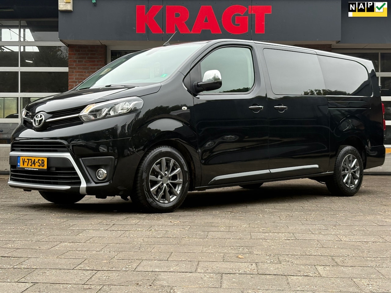 Toyota ProAce Worker - 2.0 D-4D|DUBBELCABINE|NAP|clima|cruise|trekhaak 2500KG|lichtmetalen velgen|Keyless|voorrui - AutoWereld.nl
