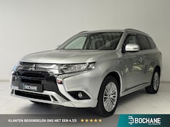 Mitsubishi Outlander - 2.4 PHEV Intense | Trekhaak | Navigatie | Camera | Stoelverwarming | Climate Control |