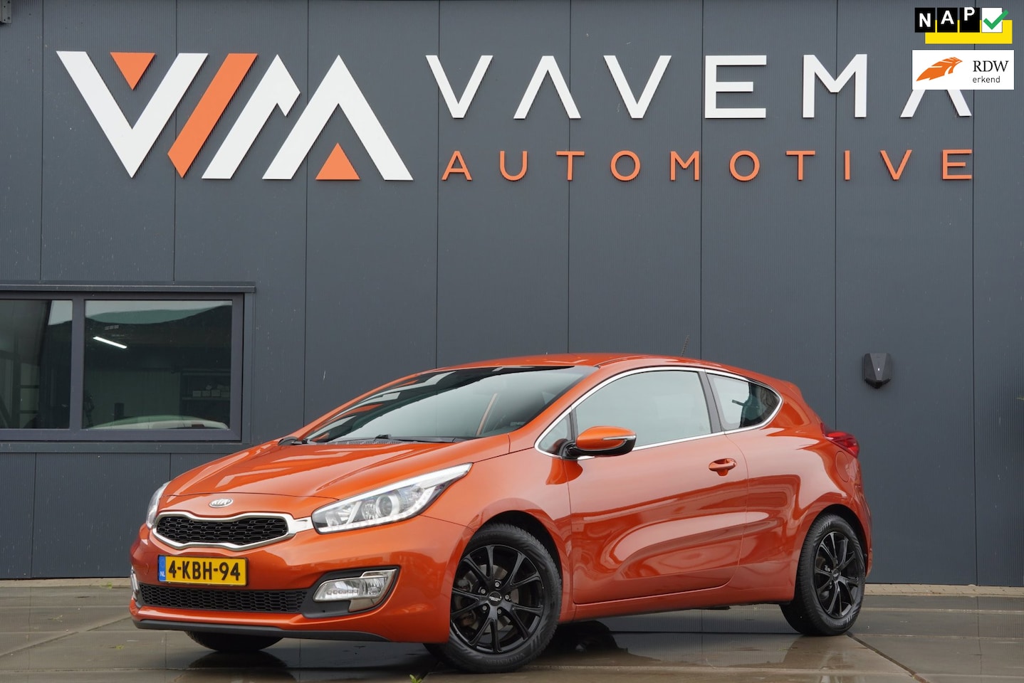 Kia Pro cee'd - Ceed 1.6 GDI Business Pack 2013 Airco Clima Navi Camera Cruise control Sportief ABC klep - AutoWereld.nl