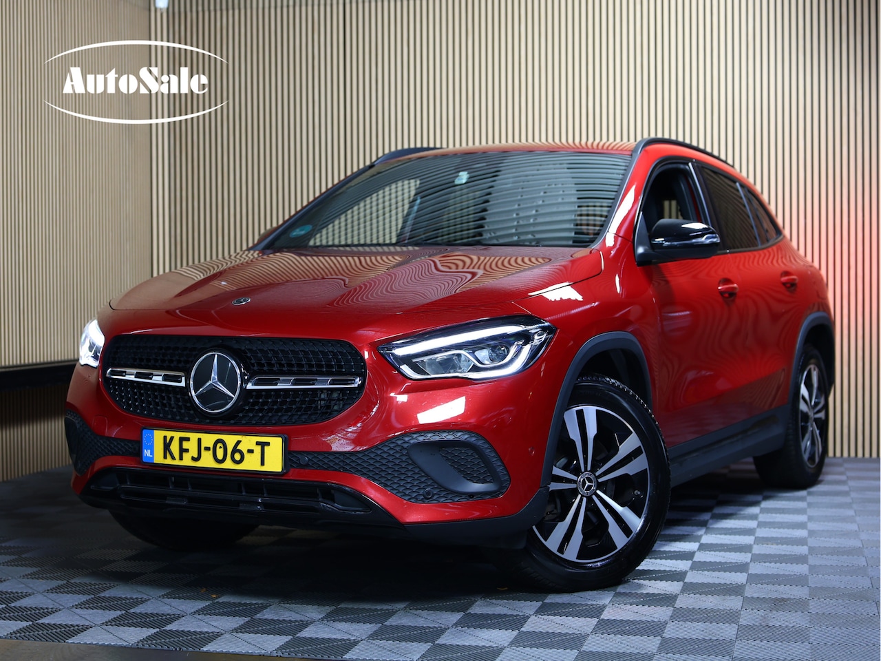 Mercedes-Benz GLA-Klasse - 250 e AMG Line AVM CARPLAY NAVI CLIMA PDC CRUISE CAMERA SFEER THAAK '22 - AutoWereld.nl